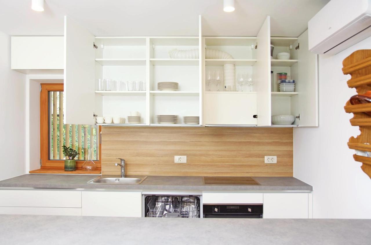 Apartment Jurijana - New 4-Bedroom Triplex With Sauna & Garden Bohinj Luaran gambar